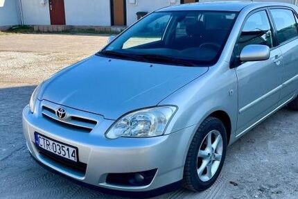 Toyota Corolla 128.000 km 3.499 &euro; Oelde 59302