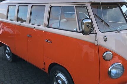 VW T1 49.900 km 84.900 &euro; Paderborn 33104