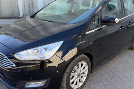 Ford Grand C-Max 124.746 km 6.890 &euro; Wadersloh 59329
