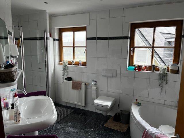 Mehrfamilienhaus, Wohnhaus Anröchte Berge - 8 Zimmer, 250 m&sup2;, 310.000&euro; | Angebot:25664646