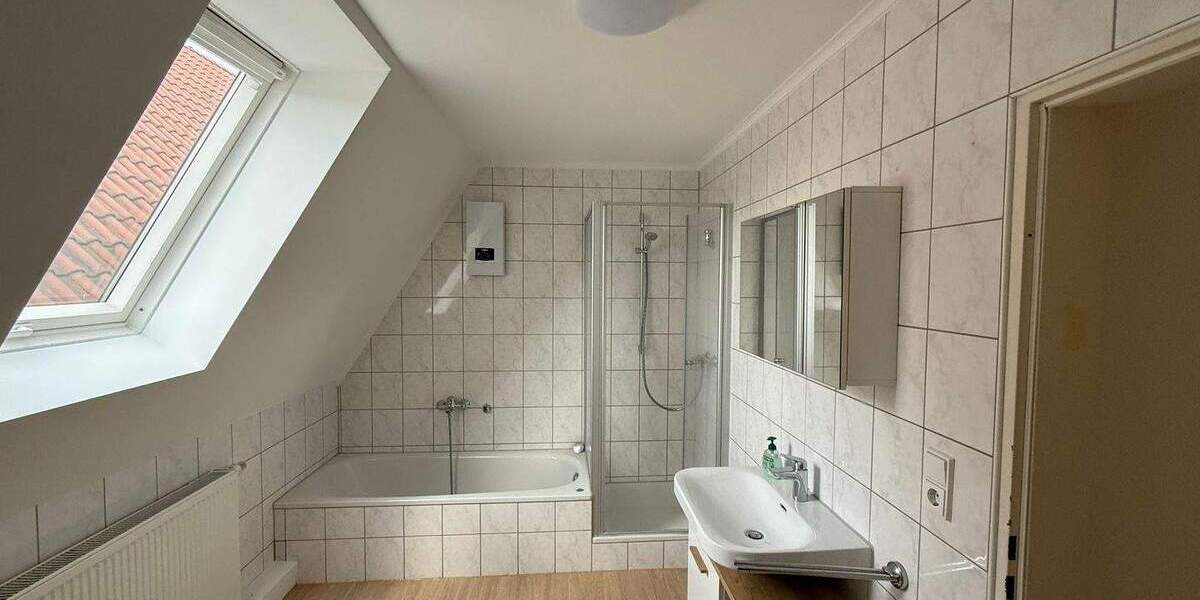 Etagenwohnung Paderborn Kernstadt - 3 Zimmer, 93 m&sup2;, 800&euro; | Angebot:25727519