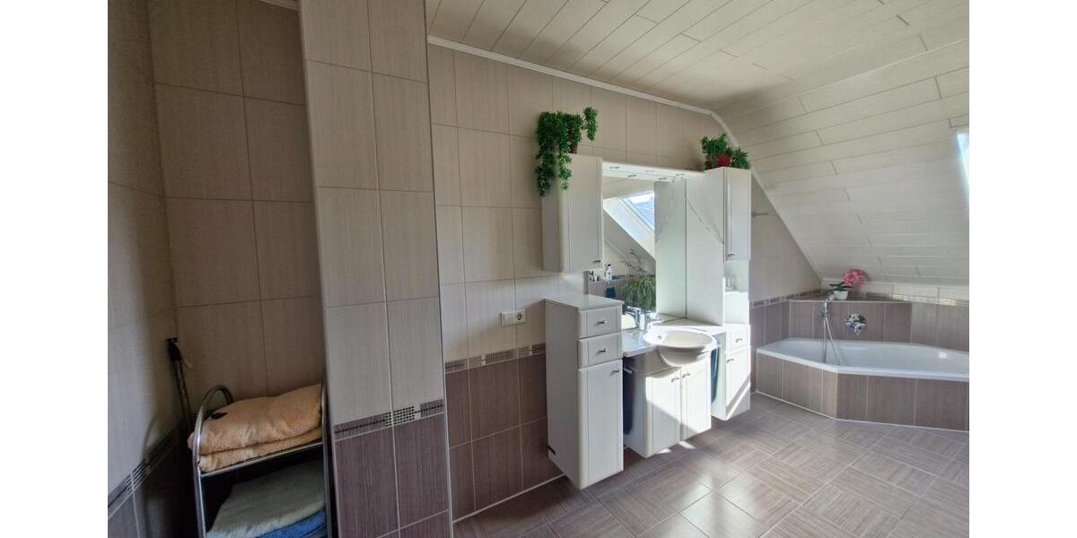 Doppelhaushälfte Paderborn Elsen - 6 Zimmer, 120 m&sup2;, 550.000&euro; | Angebot:25403237