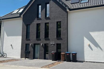 Wohnung Lippstadt Bad Waldliesborn - 2 Zimmer, 96 m&sup2;, 1.245&euro; | Angebot:27585268