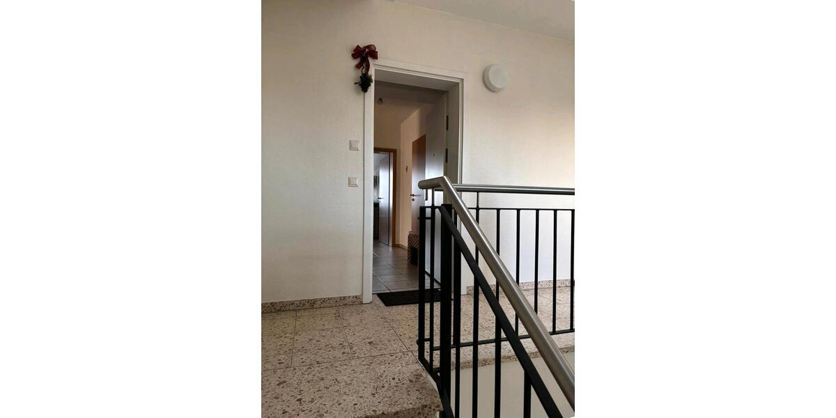 Etagenwohnung Lippstadt Overhagen - 3 Zimmer, 100 m&sup2;, 1.000&euro; | Angebot:26022987