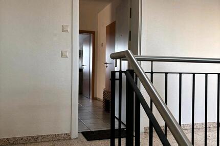 Wohnung Lippstadt Overhagen - 3 Zimmer, 100 m&sup2;, 1.000&euro; | Angebot:26022987