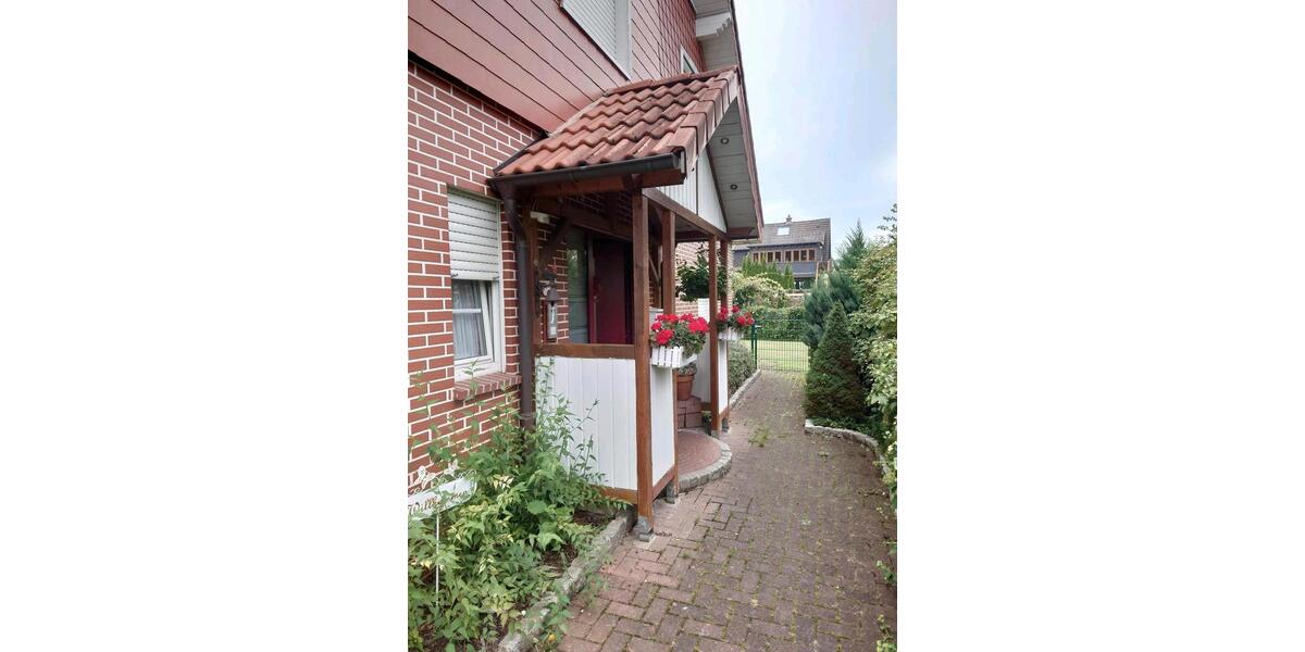 Einfamilienhaus Gütersloh - 5 Zimmer, 130 m&sup2;, 350.000&euro; | Angebot:25252946