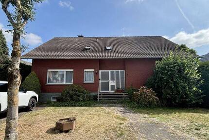Haus Delbrück - 9 Zimmer, 213 m&sup2;, 469.000&euro; | Angebot:26742445