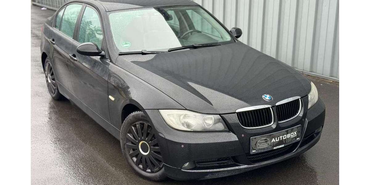 BMW 318 308.982 km 3.299 &euro; Rheda-Wiedenbrück 33378