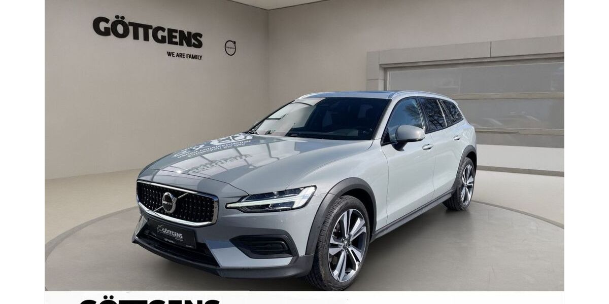Volvo V60 23.636 km 42.790 &euro; Soest 59494