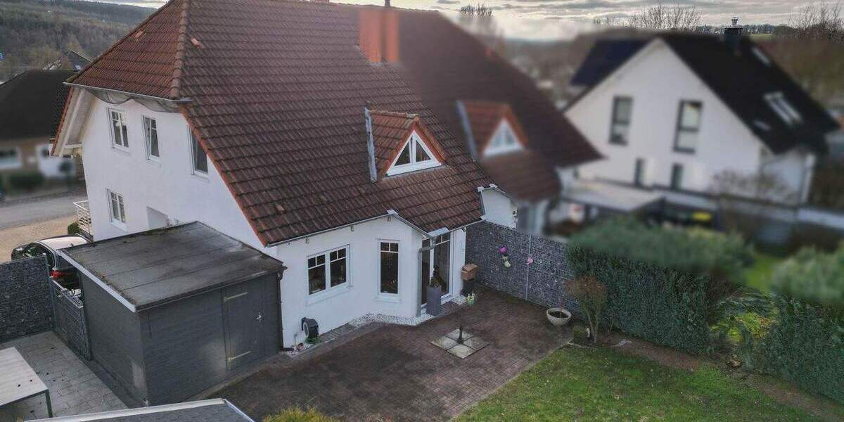 Doppelhaushälfte Möhnesee Günne - 6 Zimmer, 173 m&sup2;, 360.000&euro; | Angebot:25703023