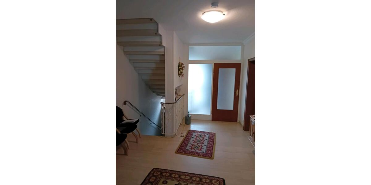 Erdgeschoßwohnung Rietberg - 4 Zimmer, 140 m&sup2;, 1.200&euro; | Angebot:26506439