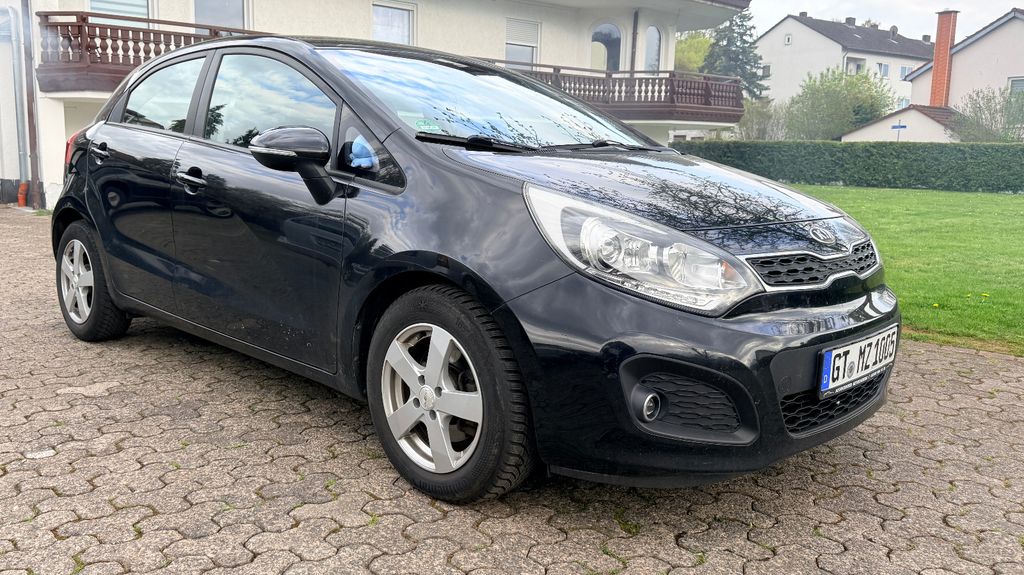 Kia Rio 183.579 km 5.000 &euro; Gütersloh 33332