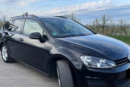 VW Golf 236.000 km 5.600 &euro; Oelde 59302