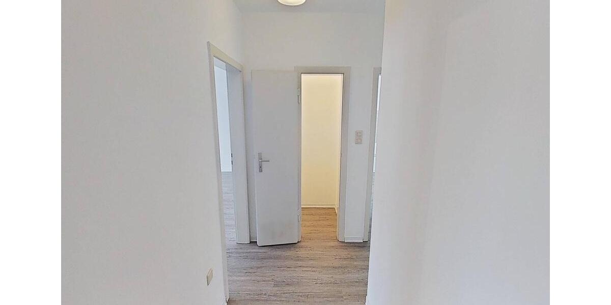 Etagenwohnung Paderborn - 3 Zimmer, 70 m&sup2;, 593&euro; | Angebot:24570702