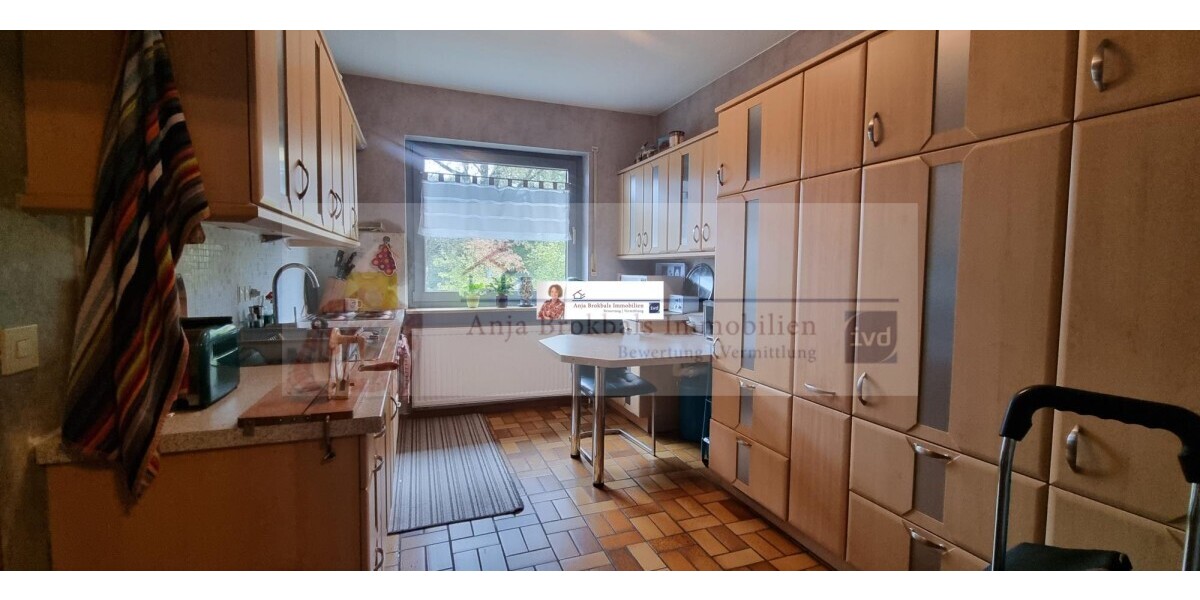 33330 Gütersloh: Großes Haus für 1-2 FamilienGenerationen - provisionsfrei für Käufer - Zweifamilienhaus Gütersloh | Angebot:18157426