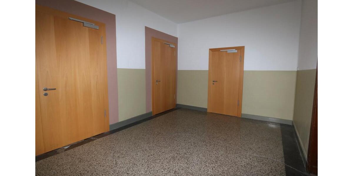 Einfamilienhaus Erwitte - 11 Zimmer, 483 m&sup2;, 590.000&euro; | Angebot:27014734