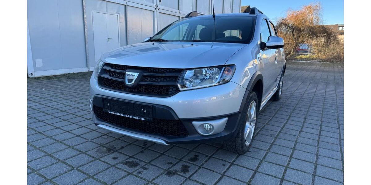 Dacia Sandero 49.680 km 8.499 &euro; Paderborn 33104