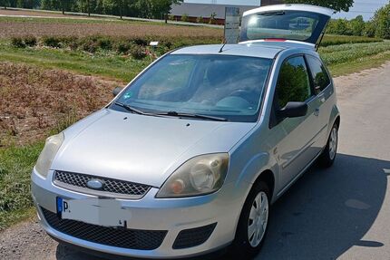 Ford Fiesta 120.280 km 2.200 &euro; Borchen 33178