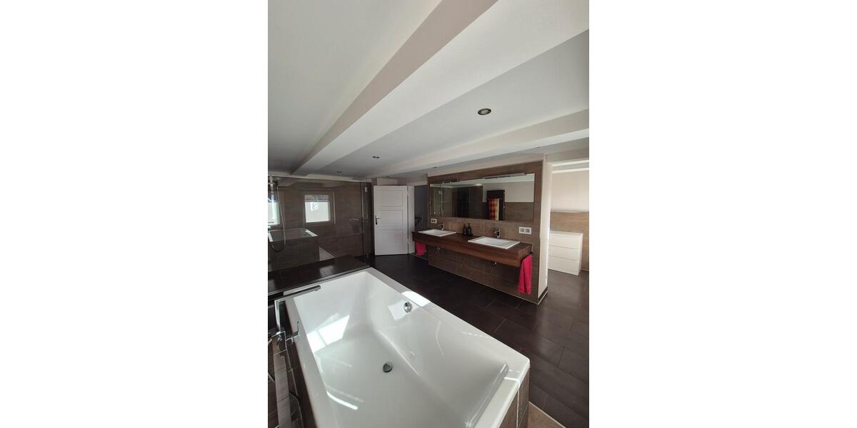 Bauernhaus, Landhaus Anröchte - 6 Zimmer, 240 m&sup2;, 679.000&euro; | Angebot:26004367