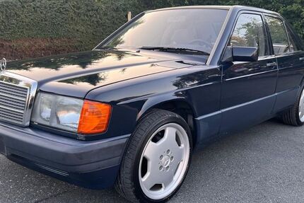 Mercedes-Benz 190 147.674 km 8.000 &euro; Paderborn 33100