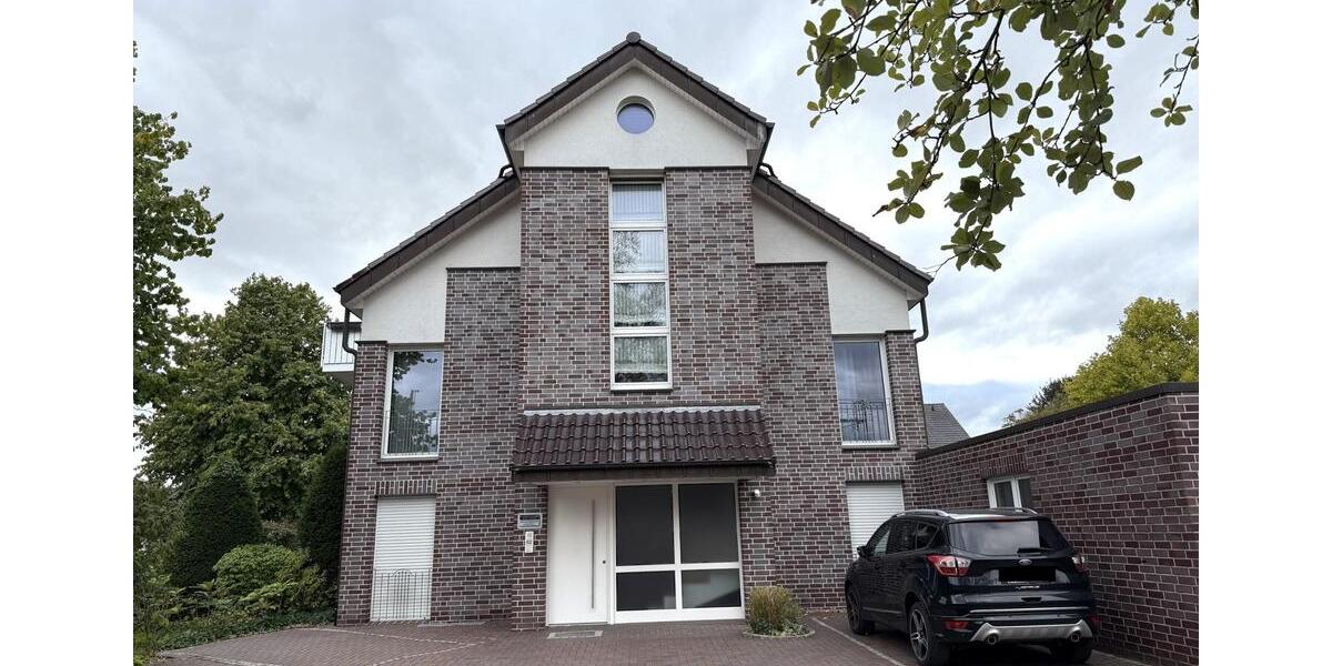 Dachgeschoßwohnung Rietberg - 3 Zimmer, 84 m&sup2;, 830&euro; | Angebot:26646843
