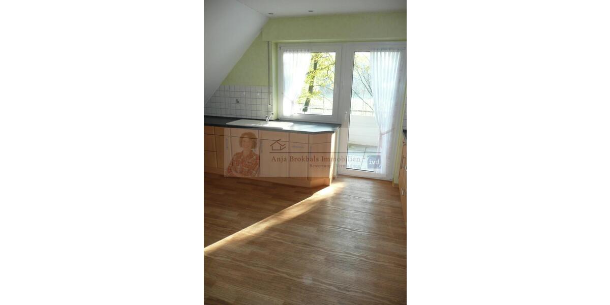 Geräumige 2-Zimmer-Mietwohnung mit Balkon in ruhiger Ortsrandlage - 2- Herzebrock | Angebot:17607534