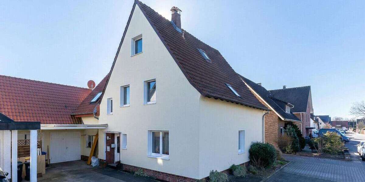 Einfamilienhaus Gütersloh Kattenstroth - 8 Zimmer, 253 m&sup2;, 580.000&euro; | Angebot:25915213