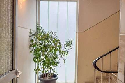 Wohnung Paderborn Schloß Neuhaus - 4 Zimmer, 83 m&sup2;, 144.000&euro; | Angebot:25180879