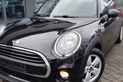 Mini One First 91.000 km 8.200 &euro; Gütersloh 33334