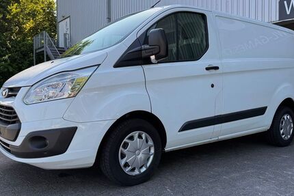 Ford Transit Custom 141.000 km 8.990 &euro; Paderborn 33102