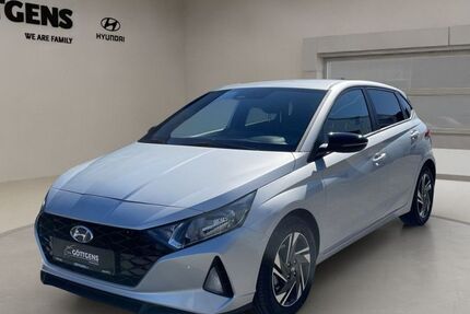 Hyundai i20 7.563 km 15.990 &euro; Soest 59494
