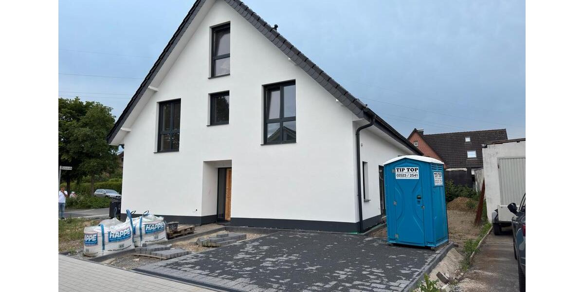 Doppelhaushälfte Salzkotten - 6 Zimmer, 138 m&sup2;, 469.999&euro; | Angebot:27003876