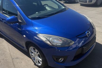Mazda 2 94.000 km 3.499 &euro; Paderborn 33100