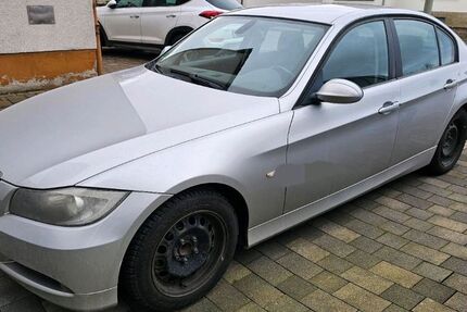 BMW 318 300.000 km 2.750 &euro; Rüthen 59602