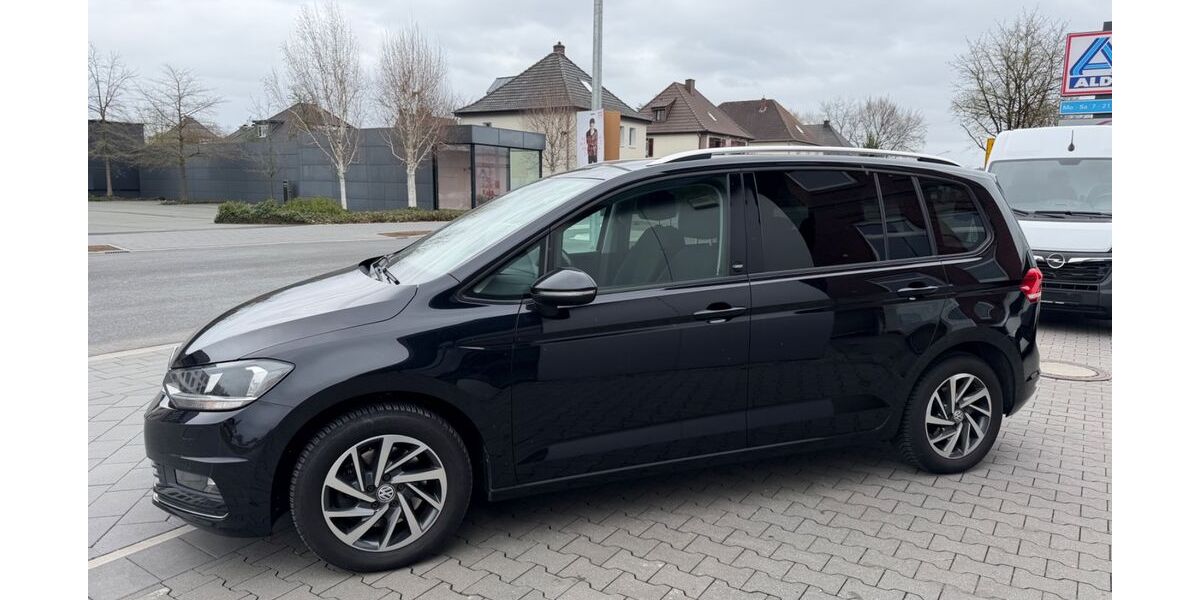 VW Touran 147.000 km 11.999 &euro; Rheda-Wiedenbrück 33378