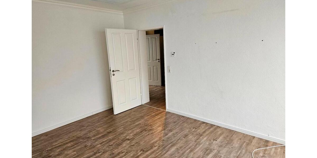 Dachgeschoßwohnung Lippstadt Overhagen - 2 Zimmer, 58 m&sup2;, 139.000&euro; | Angebot:27219055