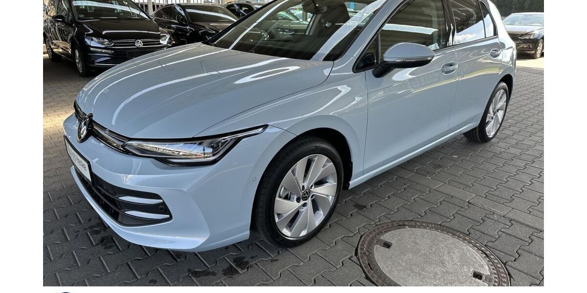 VW Golf 2.499 km 27.999 &euro; Büren 33142