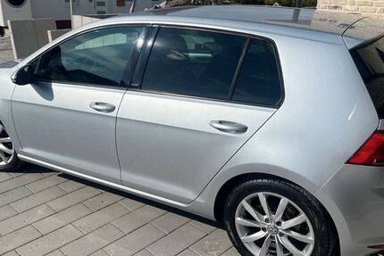 VW Golf 144.245 km 10.370 &euro; Möhnesee 59519