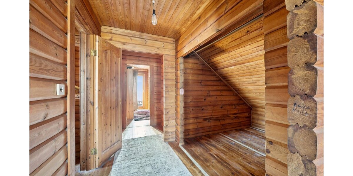 ? Charmantes Blockbohlenhaus in traumhafter Höhenlage von Warstein-Hirschberg - Einfamilienhaus Warstein | Angebot:25232863