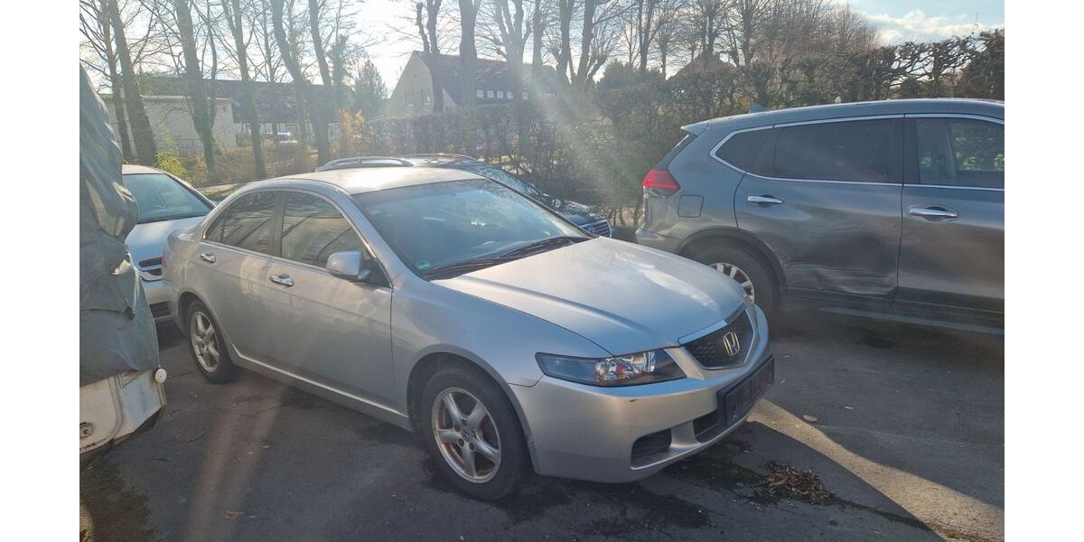 Honda Accord 180.000 km 3.500 &euro; Erwitte 59597