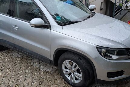 VW Tiguan 81.826 km 9.790 &euro; Borchen 33178
