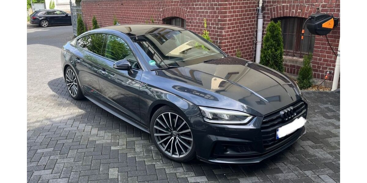 Audi A5 182.000 km 18.900 &euro; Erwitte 59597