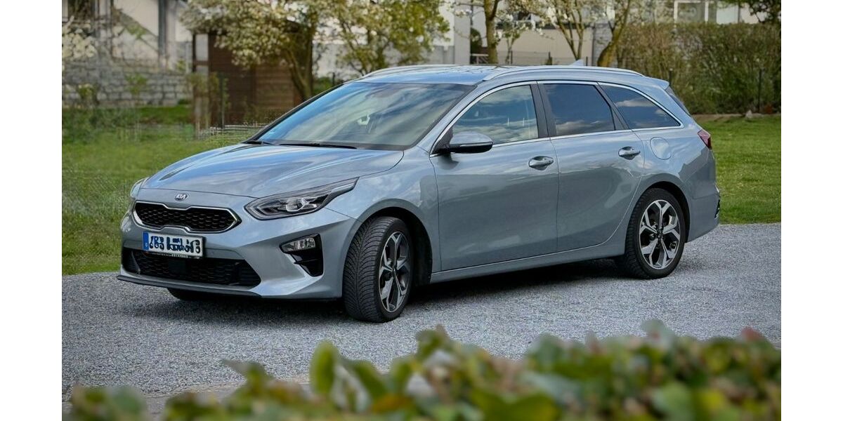 Kia ceed Sportswagon 54.000 km 18.900 &euro; Erwitte 59597