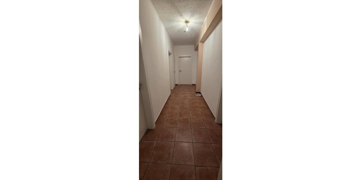 Etagenwohnung Gütersloh - 3 Zimmer, 81 m&sup2;, 750&euro; | Angebot:25649469