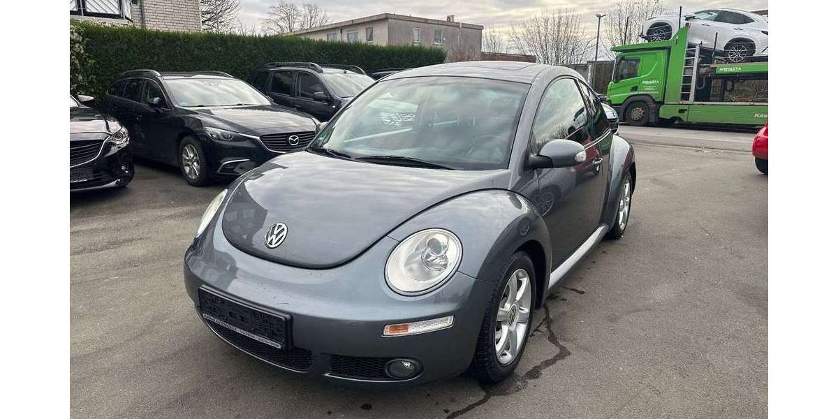 VW New Beetle 134.000 km 5.499 &euro; Paderborn 33100