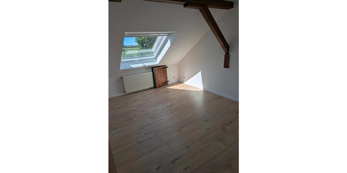 Dachgeschoßwohnung Lippetal - 2 Zimmer, 65 m&sup2;, 450&euro; | Angebot:26704955