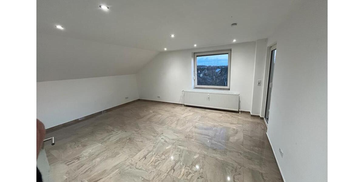 Dachgeschoßwohnung Lippetal - 4 Zimmer, 100 m&sup2;, 850&euro; | Angebot:25805530