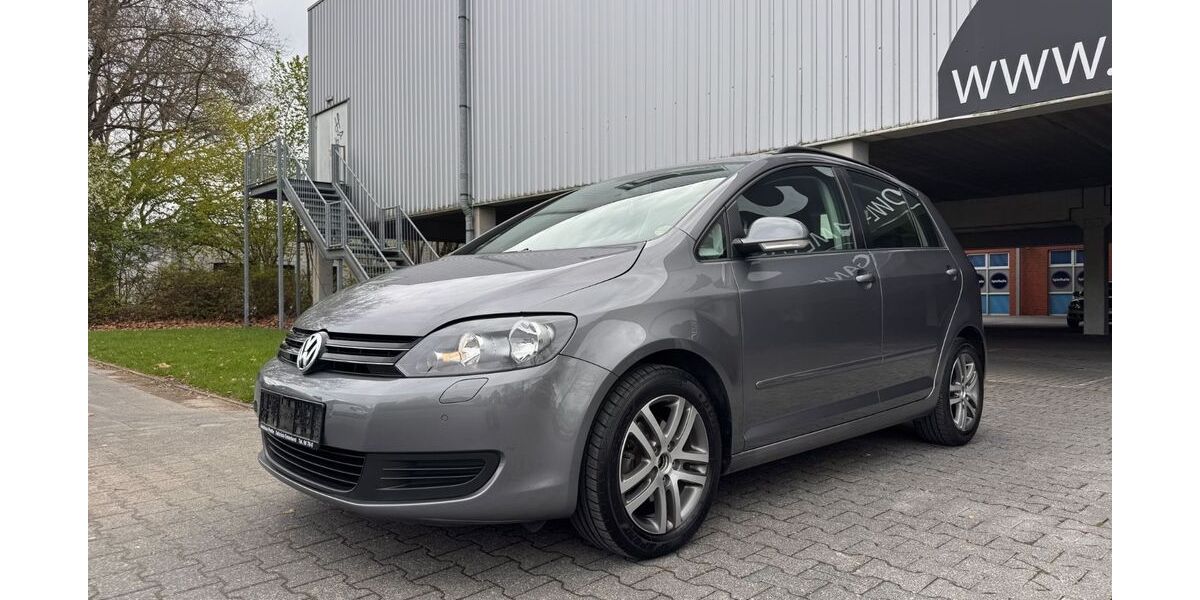 VW Golf 130.580 km 4.990 &euro; Paderborn 33102