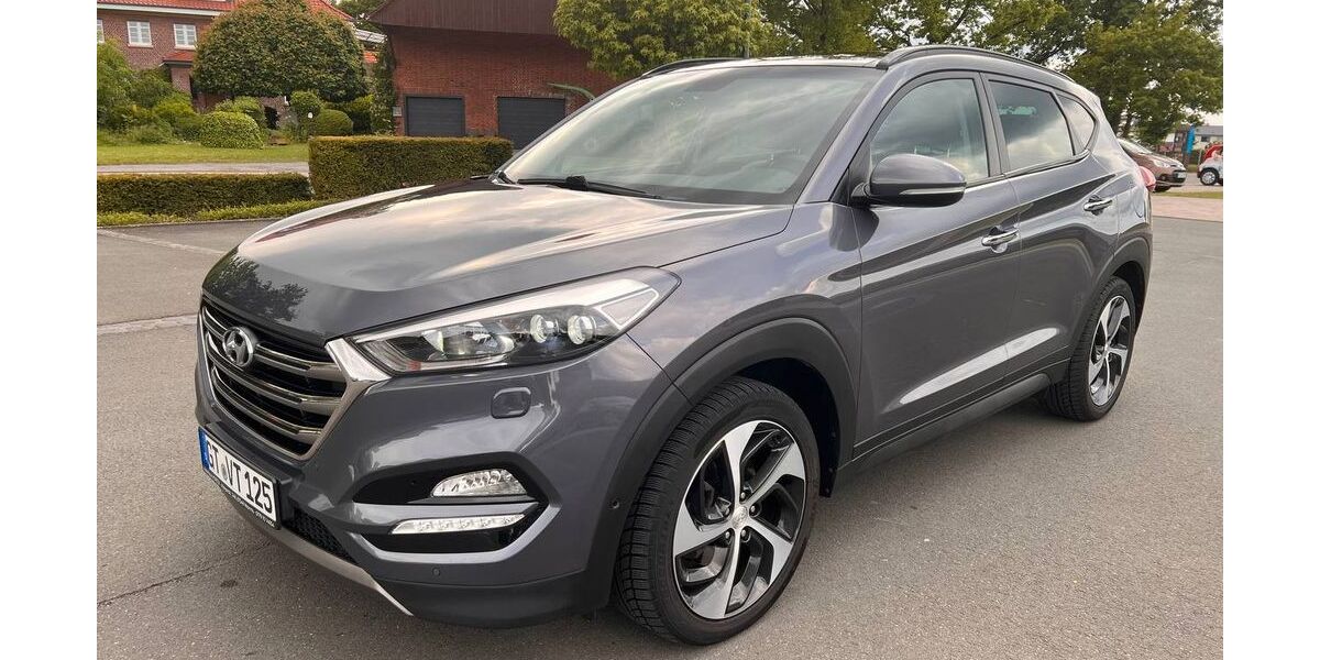 Hyundai TUCSON 169.000 km 14.500 &euro; Langenberg 33449
