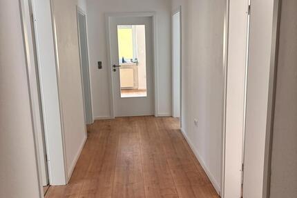 Wohnung Büren - 3 Zimmer, 85 m&sup2;, 680&euro; | Angebot:25907463